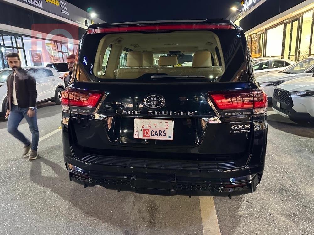 تويوتا لاندكروزر